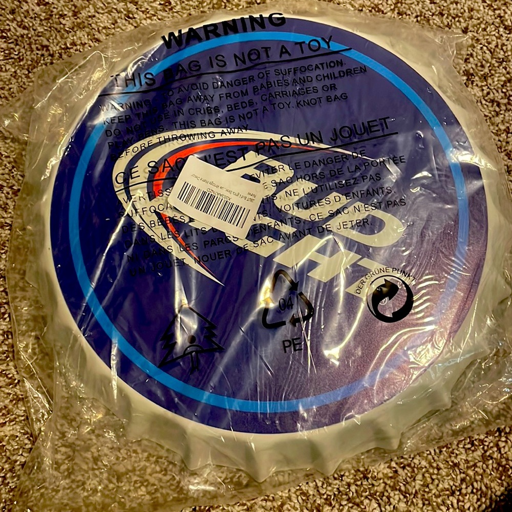 Bud Light Bottle Cap Metal Wall Decoration 14 inch sign